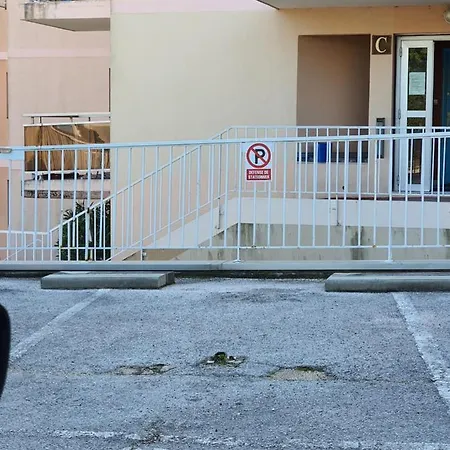 Joli * קבלייר-סור-מר